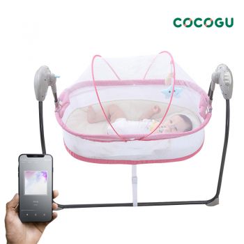 COCOGU เปลไกวไฟฟ้าอัตโนมัติพร้อมเบาะรองนอน หมอน มุ้งกันยุง และรีโมทคอนโทรล ปรับความเร็วได้ 3 ระดับ เชื่อมต่อบลูทูธได้ รับประกัน 1 ปี - pink